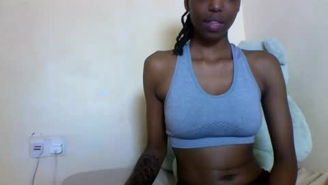 Snapshot of mariana_stacx chatting on 06.22.26 Mariana online show from 06.22.26