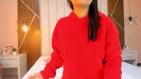 Snapshot of marianaa_torress chatting on 10.19.25 Mariana online show from 10.19.25