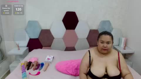 Snapshot of marianabbw_ chatting on 06.13.26 mariana online show from 06.13.26