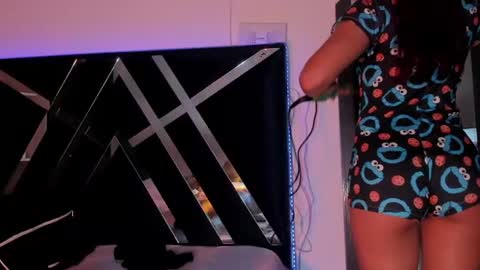 Snapshot of marianawlls chatting on 07.01.26 mariana williams online show from 07.01.26