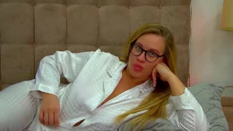 Maria online show from 03.06.25