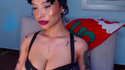 Snapshot of marianne__ chatting on 12.16.24 M A R I A N E online show from 12.16.24