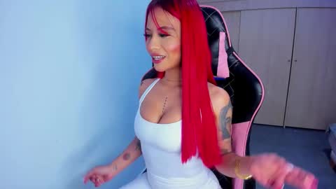 M A R I A N E online show from 11.15.25