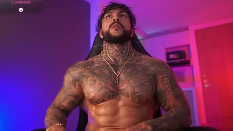 Snapshot of mariano_costa chatting on 11.20.25 Mariano Costa online show from 11.20.25