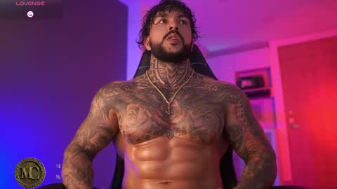 Snapshot of mariano_costa chatting on 11.22.25 Mariano Costa online show from 11.22.25