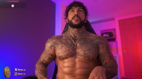 Snapshot of mariano_costa chatting on 11.24.25 Mariano Costa online show from 11.24.25