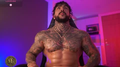 Snapshot of mariano_costa chatting on 12.16.25 Mariano Costa online show from 12.16.25