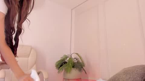 Maria Pettit online show from 03.30.26