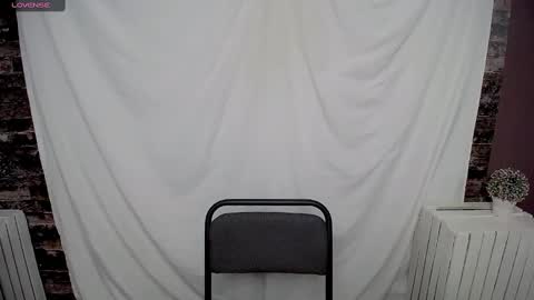 Snapshot of mariatess_ chatting on 02.19.25 Mariia online show from 02.19.25