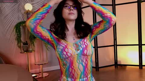 Snapshot of marie_diaze chatting on 04.12.26 Marie LEAVE YOUR WITH ME online show from 04.12.26