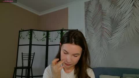 Snapshot of marie_diaze chatting on 06.08.26 Marie LEAVE YOUR WITH ME online show from 06.08.26