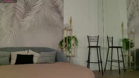 Snapshot of marie_diaze chatting on 06.29.26 Marie LEAVE YOUR WITH ME online show from 06.29.26