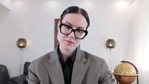 Marie Fitch online show from 05.08.26