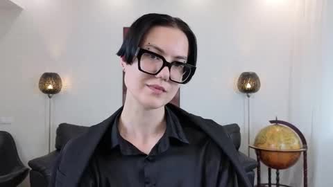 Marie Fitch online show from 05.22.26