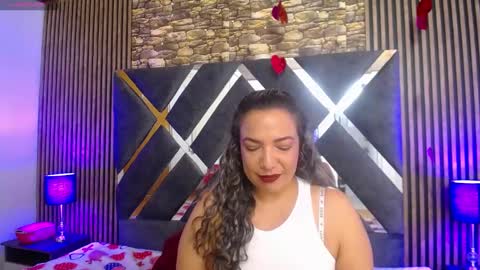 Snapshot of marie_hss chatting on 02.11.25 marie_hss online show from 02.11.25