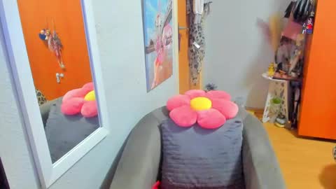 Snapshot of marie_marie03 chatting on 02.28.25 Marie online show from 02.28.25