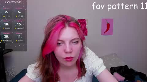 Snapshot of marie_reyess chatting on 07.16.26 Marie 3 online show from 07.16.26