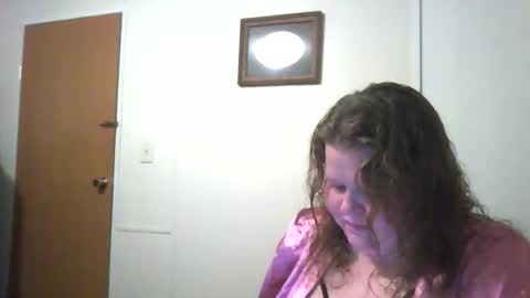 Snapshot of mariea69 chatting on 11.15.25 mariea69 online show from 11.15.25