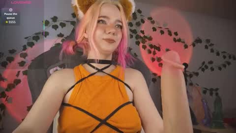 Mariel Gold online show from 10.06.25