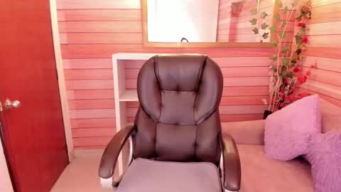 Marien online show from 02.17.26