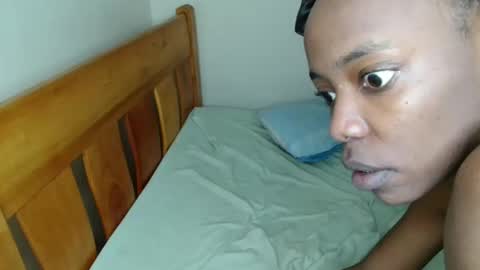 Snapshot of marigold_gift chatting on 05.28.26 gold online show from 05.28.26