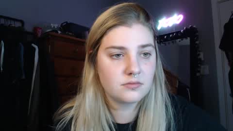 marigoldrue online show from 09.14.25