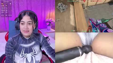 Snapshot of marihanferrer chatting on 02.06.26 Marian online show from 02.06.26