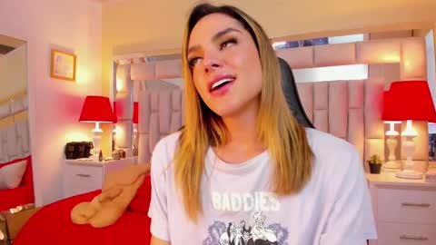 mariiahneedles online show from 01.03.25