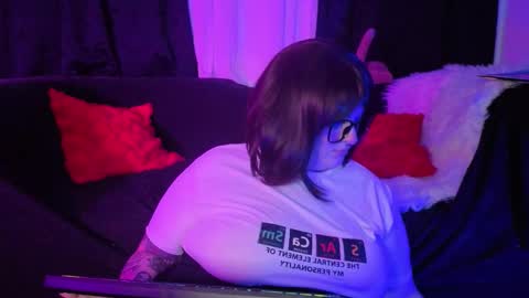 mariiana_velezz online show from 02.24.26
