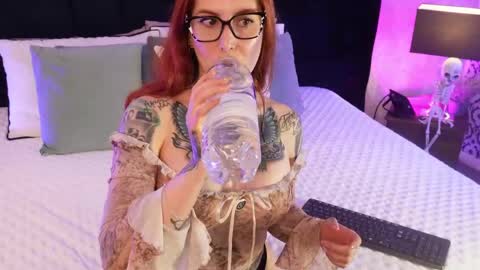 Mariana online show from 04.18.26