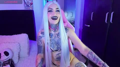 Marilyn INDEPENDENT MODEL online show from 02.12.26