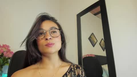 Snapshot of marilynmendoza chatting on 04.13.26 marilynmendoza online show from 04.13.26
