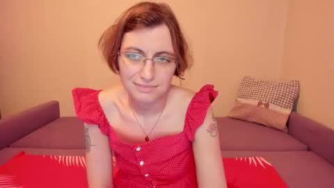 Snapshot of marilynspecial chatting on 10.17.25 Marilyn online show from 10.17.25