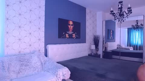 Mary Mais online show from 01.27.25