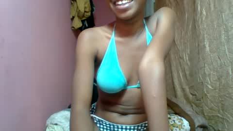 Snapshot of marinagold69 chatting on 07.29.26 marinagold69 online show from 07.29.26
