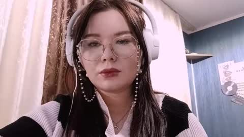 Lia online show from 02.27.26