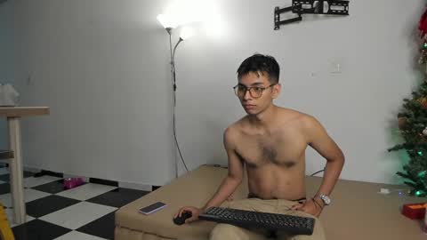 marioandmia online show from 01.04.25