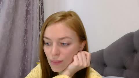 Snapshot of mariwell chatting on 04.13.26 mariwell online show from 04.13.26