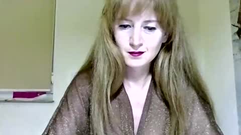 Snapshot of marizafouset chatting on 05.29.26 MarizaFouset online show from 05.29.26