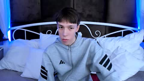 Mark online show from 11.23.25