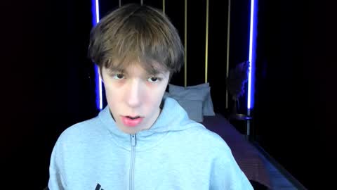 Snapshot of mark_branston chatting on 03.08.26 Mark online show from 03.08.26