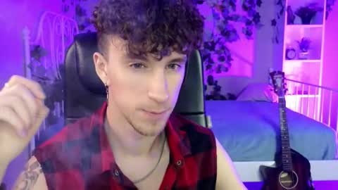 Snapshot of mark_caron chatting on 12.02.25 mark_caron online show from 12.02.25