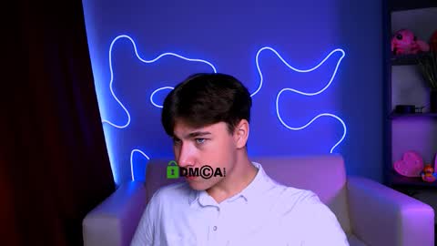 Snapshot of mark_lorens chatting on 11.12.25 mark_lorens online show from 11.12.25