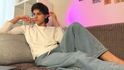 Mark online show from 01.08.26