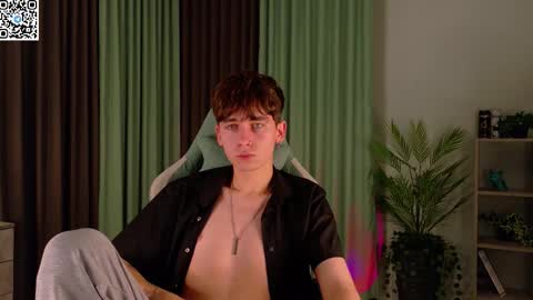 Mark online show from 10.05.25