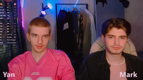 Snapshot of mark_sun chatting on 11.17.25 Mark online show from 11.17.25