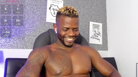 Mark online show from 04.11.26