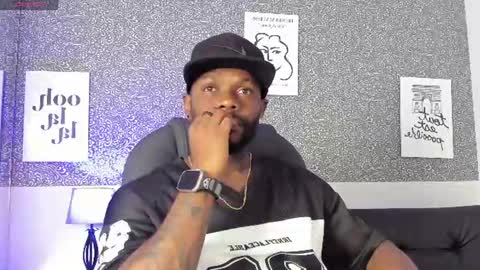 Snapshot of mark_vega chatting on 06.15.26 Mark online show from 06.15.26