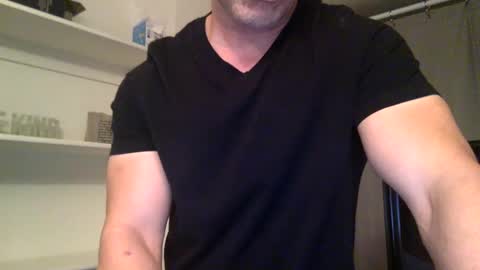 Snapshot of markk702 chatting on 02.11.25 markk702 online show from 02.11.25