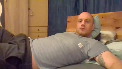 Snapshot of markus_7 chatting on 10.13.25 markus_7 online show from 10.13.25